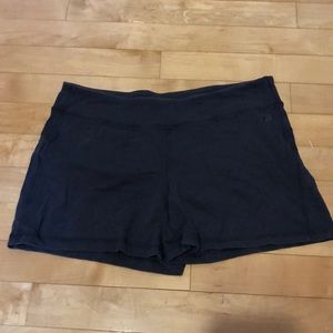 AVIA shorts